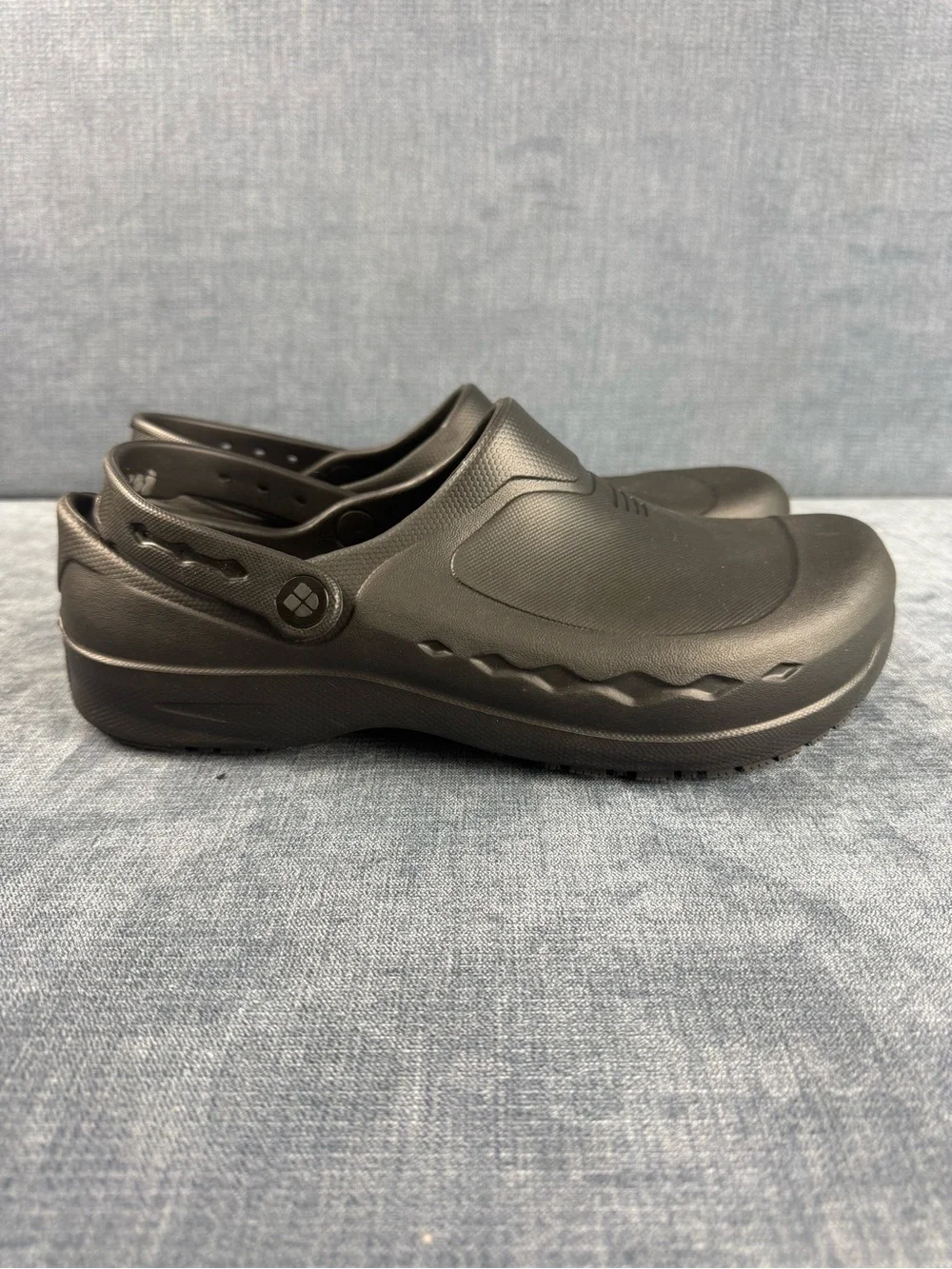 Shoes For Crews Zinc Unisex Slip Resistant Work Clogs Black Mens SZ 11 Women